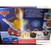 Verdák: Piro tűzoltóautó kaszkadőr játékszett színváltós Villám McQueen kisautóval 1:55 - Mattel